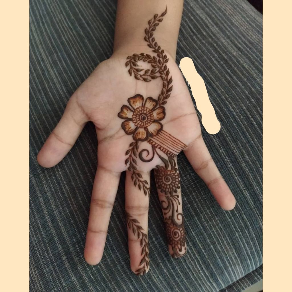 Cute mehndi design for kids