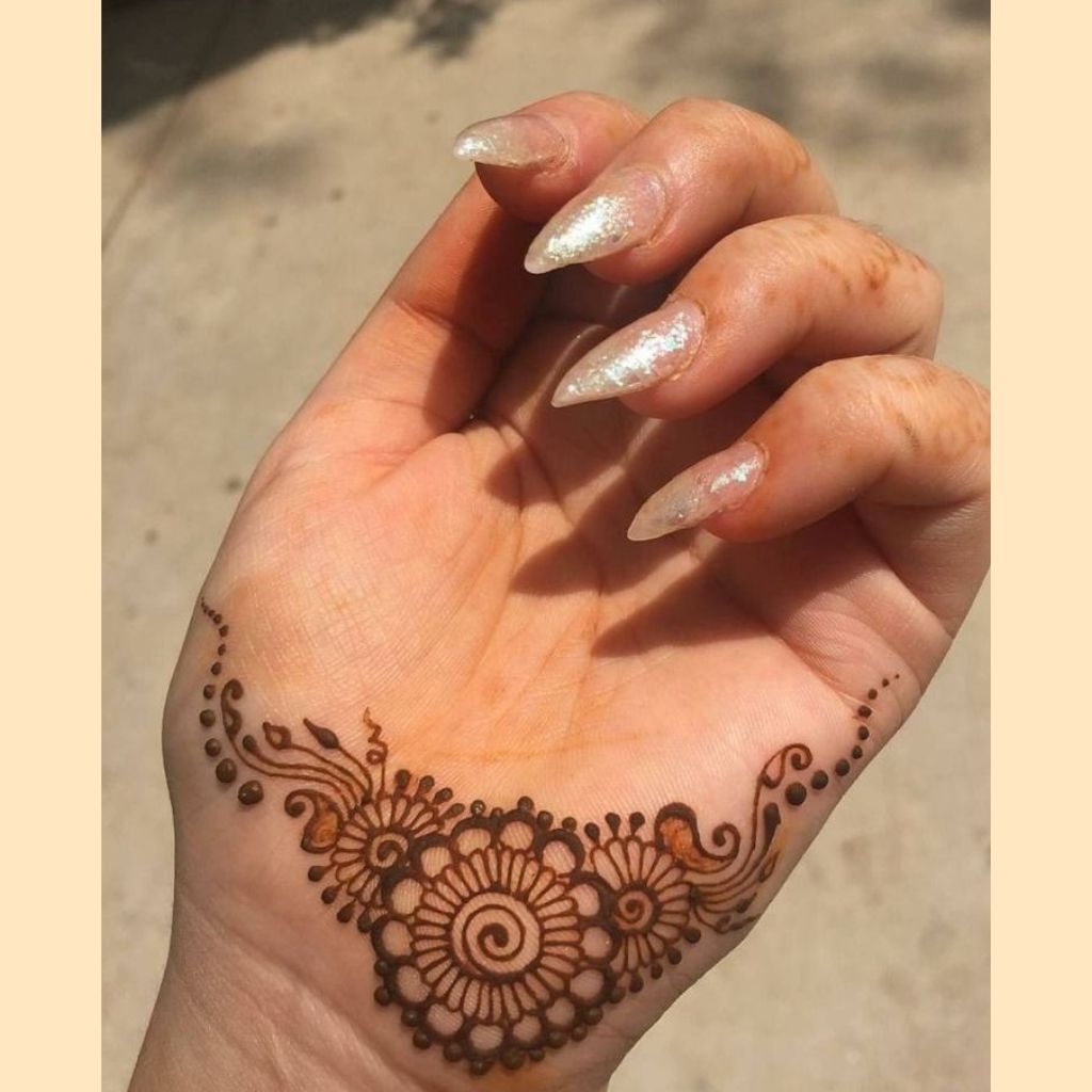 Cute mehndi design for kids