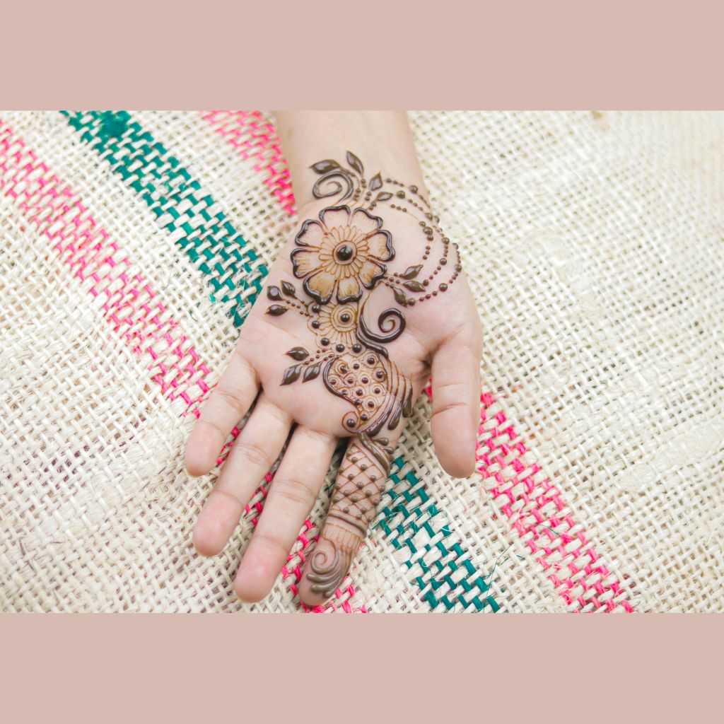 Cute mehndi design for kids