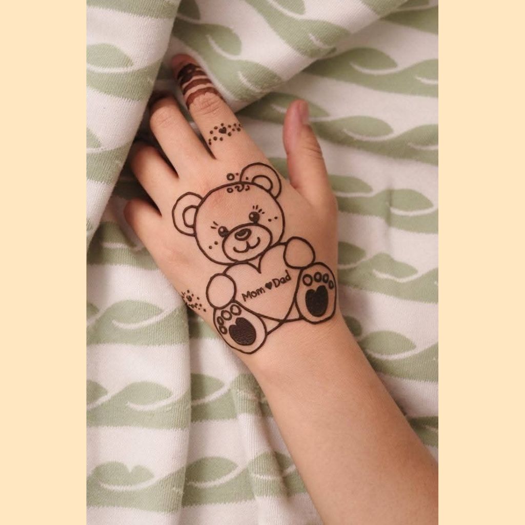 Cute mehndi design for kids