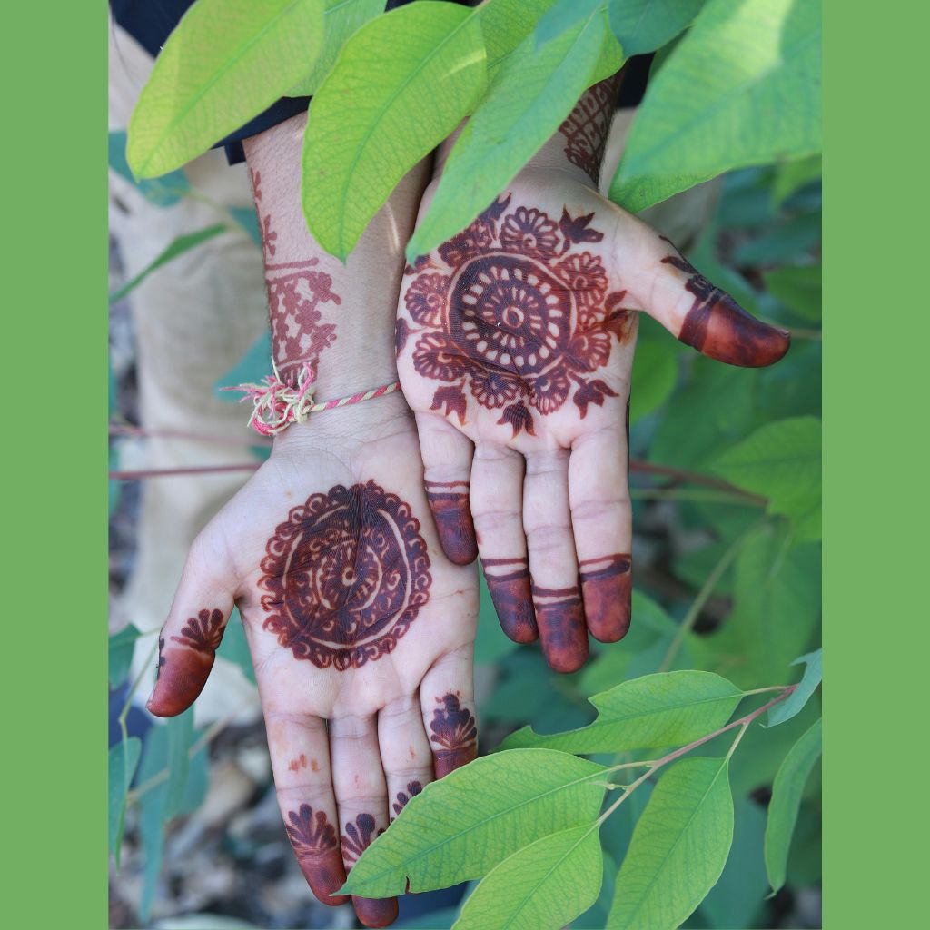 Cute mehndi design for kids