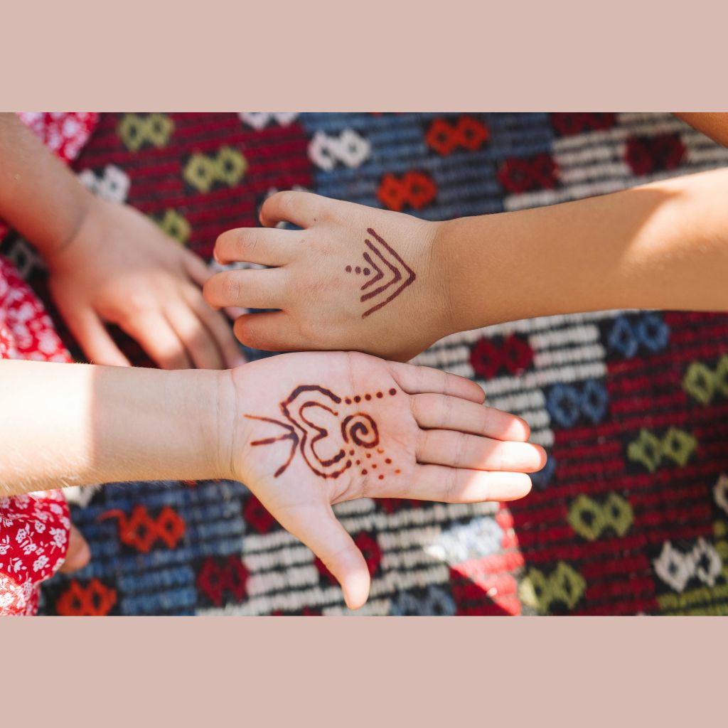 Cute mehndi design for kids