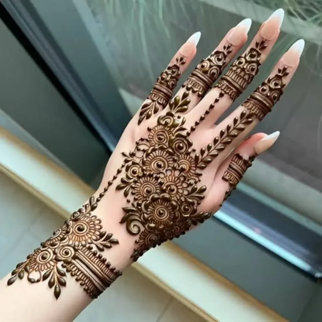 Elegant Royal Mehndi Designs
