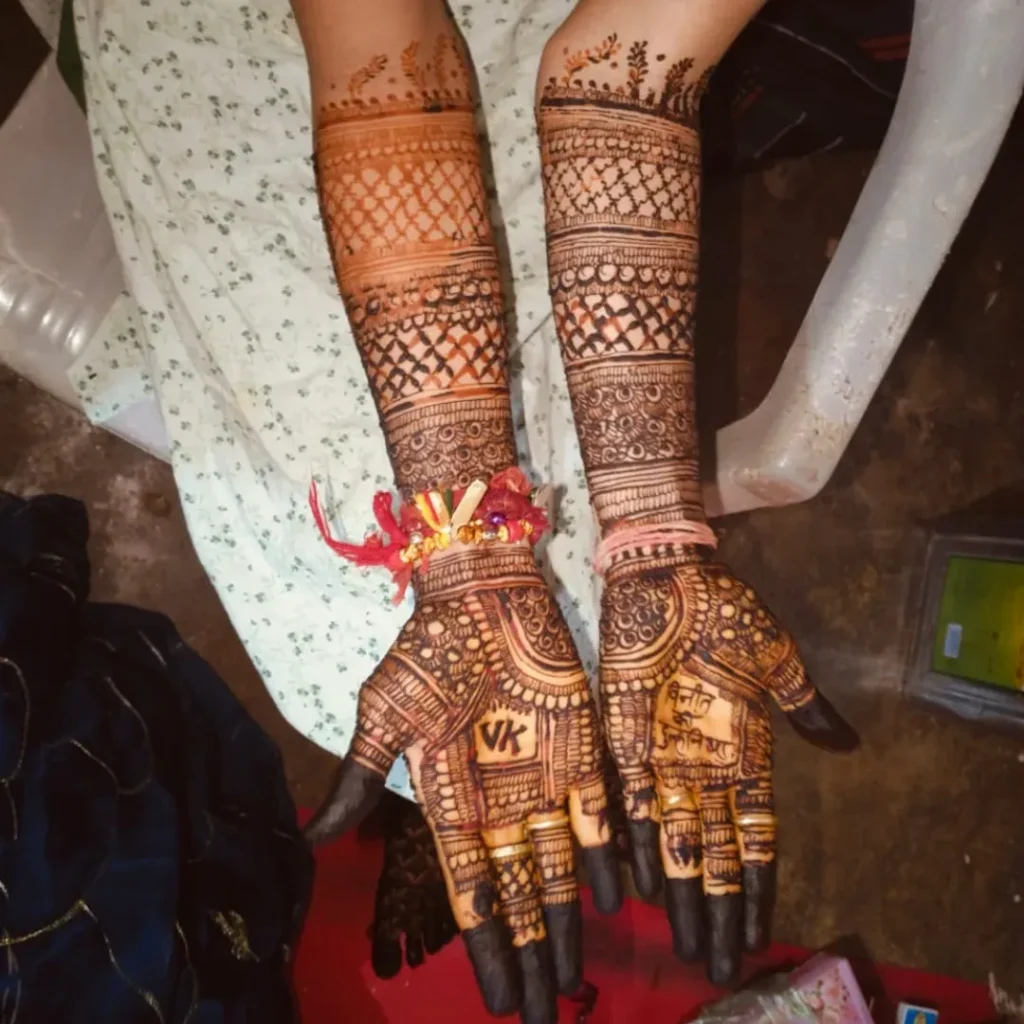 Elegant Royal Mehndi Designs
