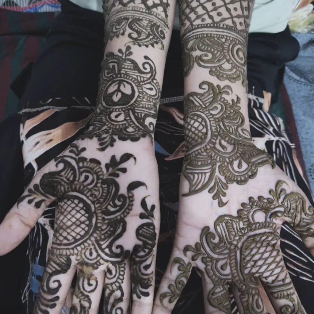 Mehndi Design for Karva Chauth