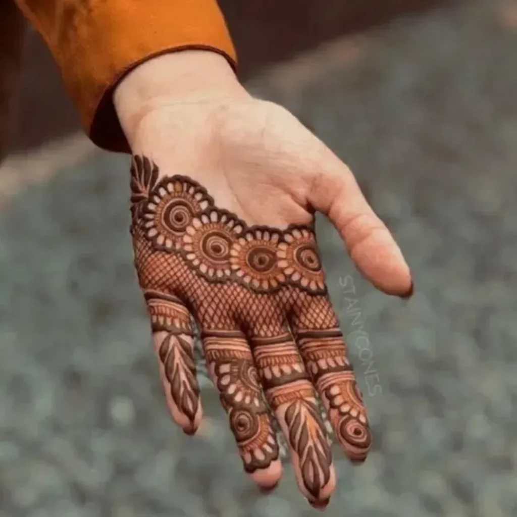Royal Finger Mehndi Designs Photo