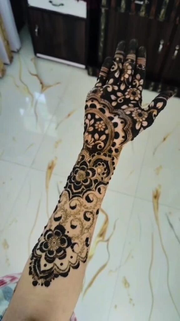 Simple Mehndi Design Images