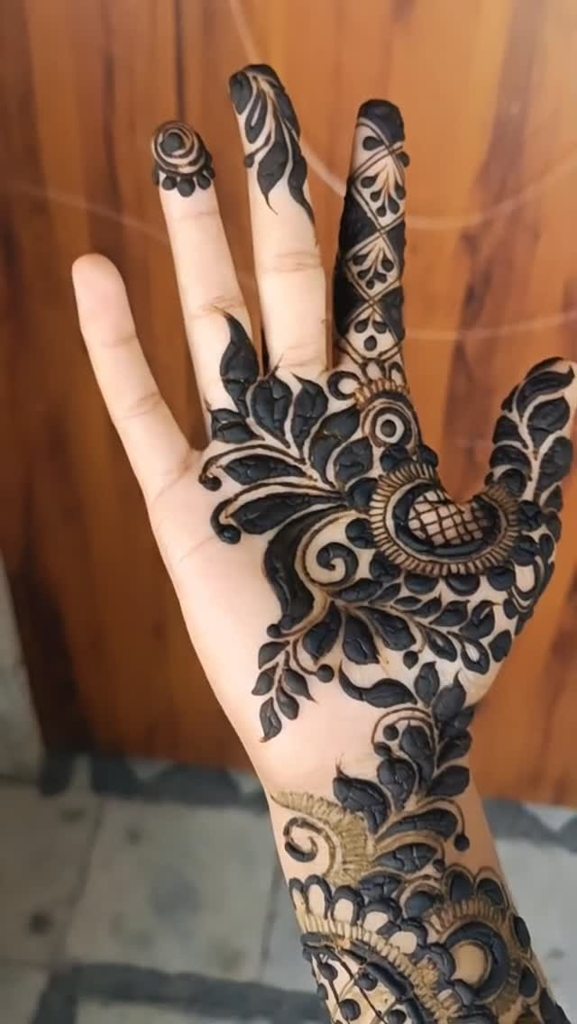 Simple Mehndi Design Images