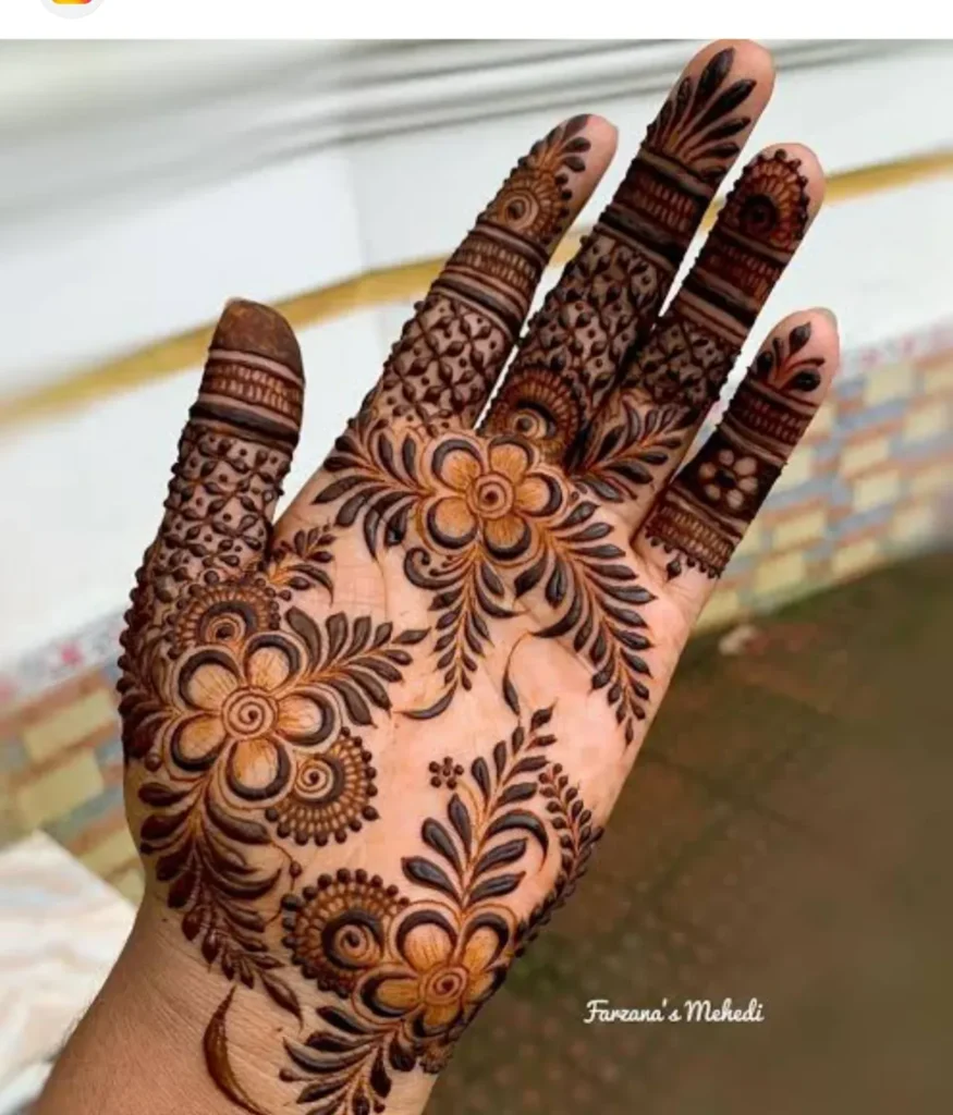 New arabic mehndi design photo
