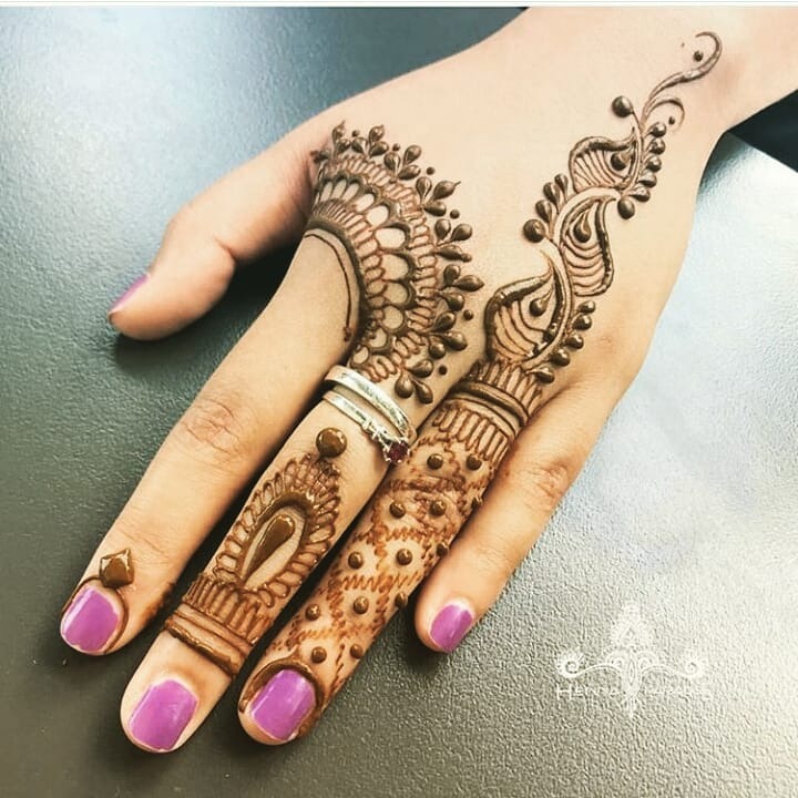 बेल मेहंदी डिजाइन फोटो