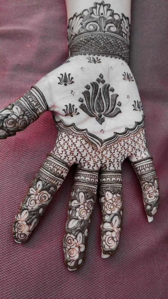 शादी मेहंदी डिजाइन