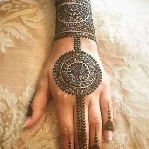 स्टाइलिश न्यू मेहंदी डिजाइन