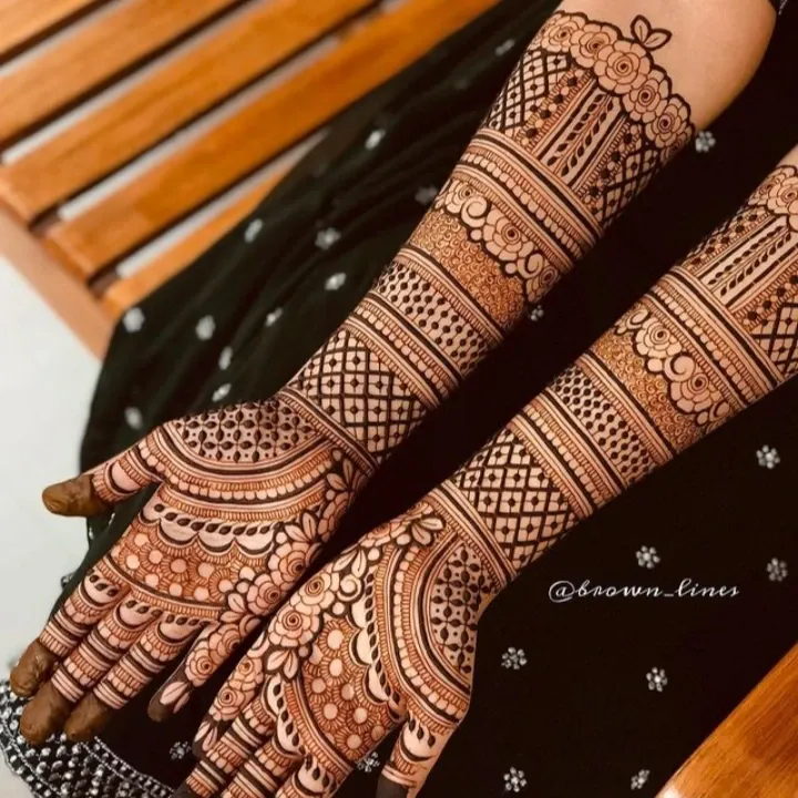 स्टाइलिश न्यू मेहंदी डिजाइन