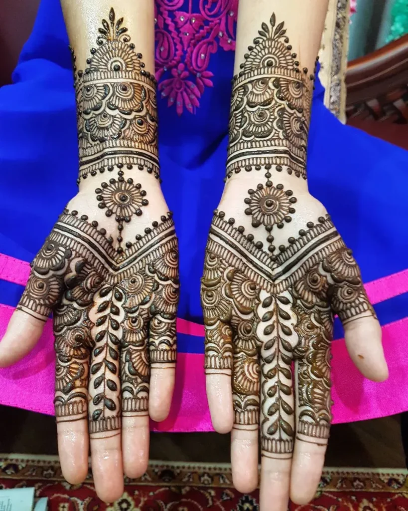 Stylish new mehndi design Images