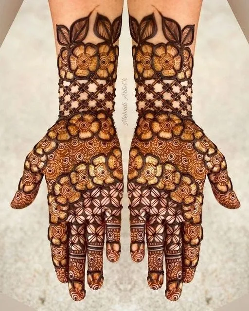 Stylish new mehndi design Images