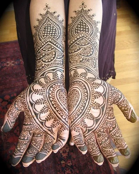 Stylish new mehndi design Images