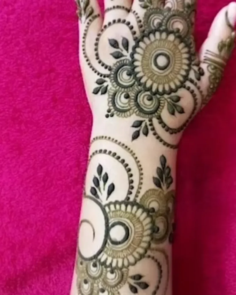 Stylish new mehndi design Images