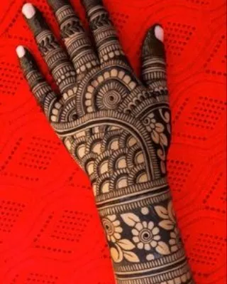 Stylish new mehndi design Images