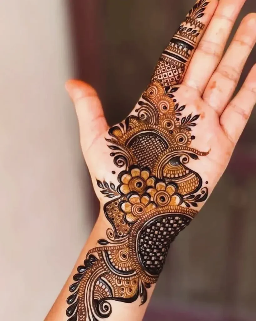 Stylish new mehndi design Images